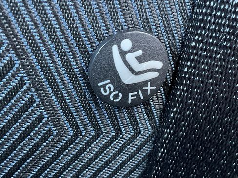 Used 2025 Nissan Versa SV image 15