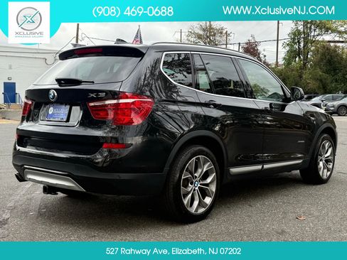 Used 2017 BMW X3 xDrive28i image 4