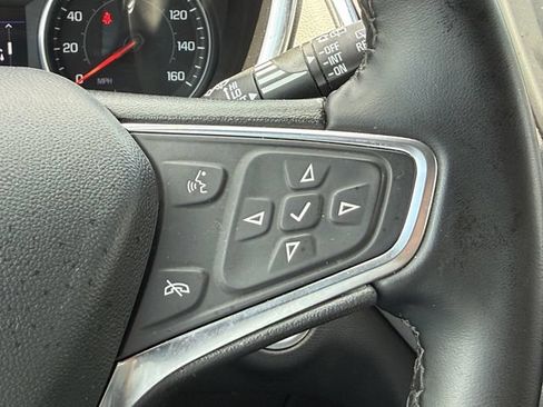 Used 2024 Chevrolet Equinox LT FWD image 22