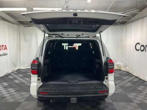 Used 2025 Toyota 4Runner SR5 image 18