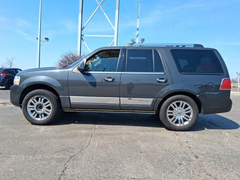 Used 2007 Lincoln Navigator 4WD image 5