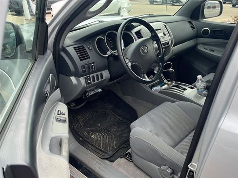 Used 2006 Toyota Tacoma 4x4 Access Cab V6 image 15