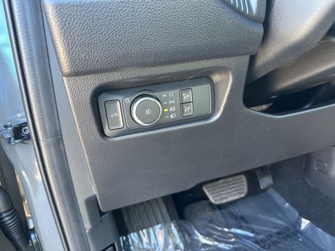 New 2025 Ford Ranger Lariat w/ FX4 Off-Road Package image 17