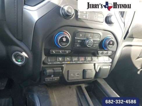 Used 2021 Chevrolet Silverado 2500 LTZ w/ LTZ Plus Package image 14