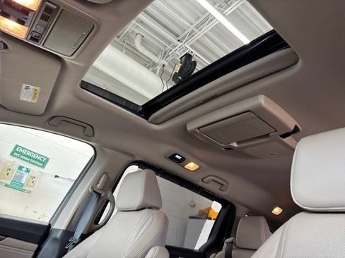 Used 2018 Honda Odyssey Elite image 22