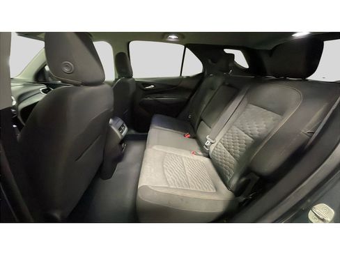 Used 2018 Chevrolet Equinox LT image 15