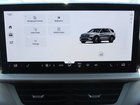 New 2026 Ford Explorer Active AWD/4WD image 39