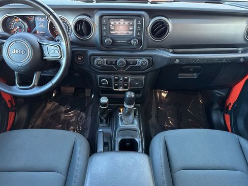 Used 2019 Jeep Wrangler Unlimited Sport S image 4