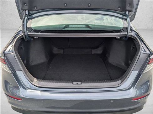 Used 2023 Honda Accord EX-L image 6