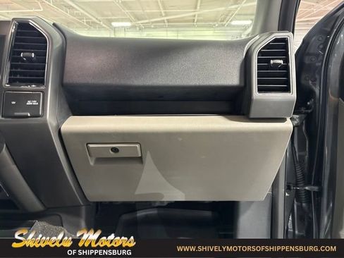 Used 2019 Ford F150 XLT w/ Equipment Group 302A Luxury AWD/4WD image 43