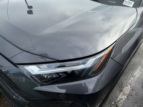 Used 2025 Toyota RAV4 XLE image 33