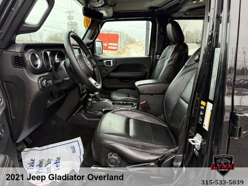 Used 2021 Jeep Gladiator Overland w/ Popular Equipment Package AWD/4WD image 11