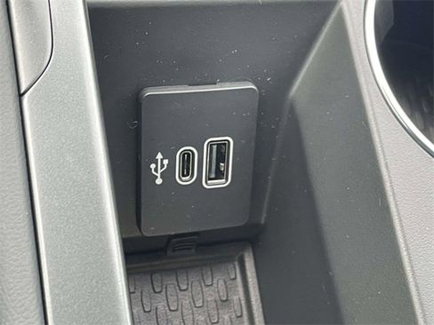 New 2026 Lincoln Nautilus Premier image 26