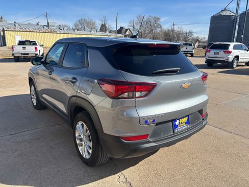 Used 2025 Chevrolet TrailBlazer LS w/ LS Convenience Package image 5