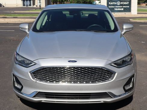 Used 2019 Ford Fusion Titanium FWD image 12