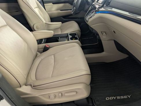 Used 2023 Honda Odyssey Elite image 35