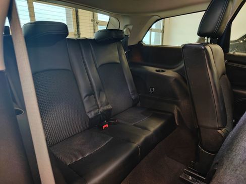 Used 2020 Dodge Journey Crossroad w/ Popular Equipment Group image 17