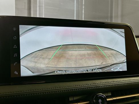 Used 2023 Nissan Ariya FWD image 23