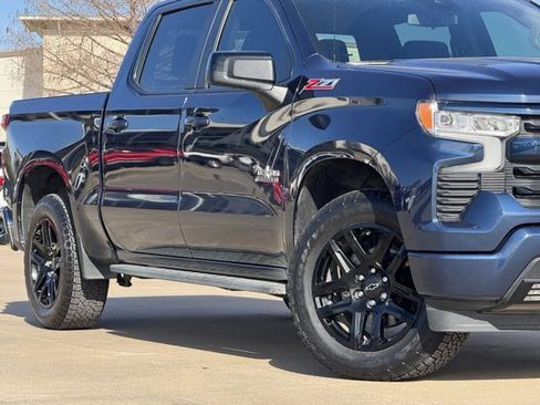 Used 2022 Chevrolet Silverado 1500 RST w/ Z71 Off-Road Package image 3