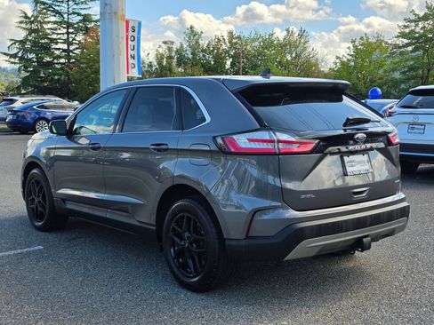 Certified 2023 Ford Edge SEL w/ Convenience Package AWD/4WD image 3