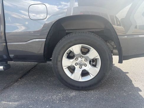Used 2019 RAM 1500 Big Horn RWD image 9