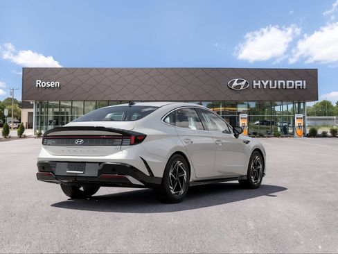 New 2026 Hyundai Sonata SEL AWD/4WD image 9