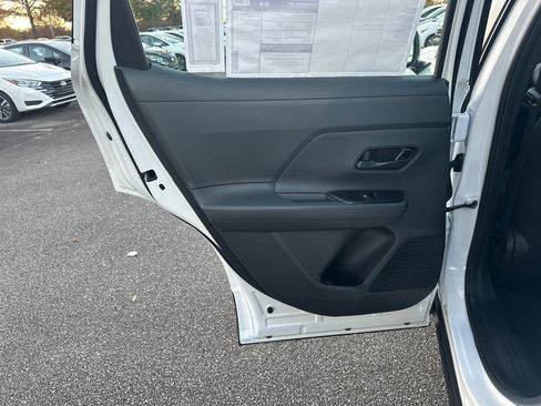 New 2026 Nissan Kicks S image 21