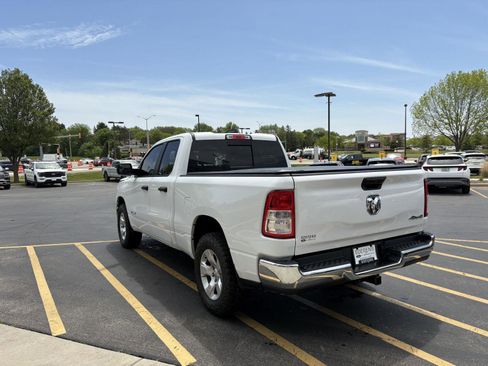 Used 2022 RAM 1500 Tradesman w/ SXT Appearance Group AWD/4WD image 4