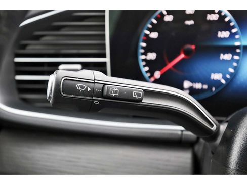 Used 2023 Mercedes-Benz GLE 350 4MATIC image 17