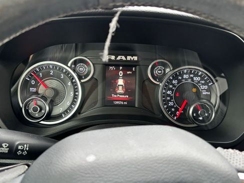 Used 2019 RAM 1500 Big Horn RWD image 12
