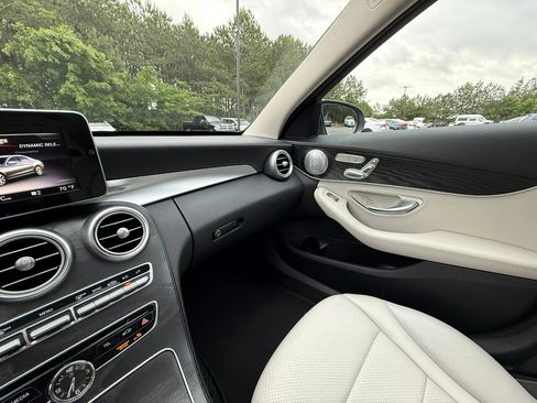 Used 2017 Mercedes-Benz C 300 Sedan image 23