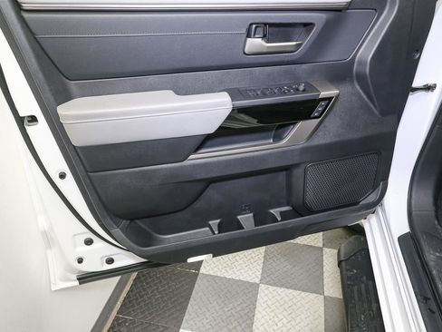 Used 2022 Toyota Tundra Limited image 36