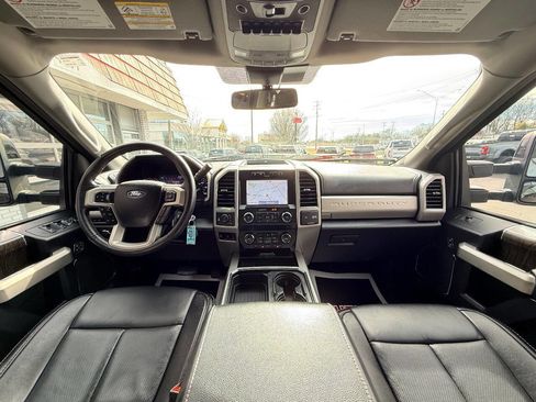 Used 2021 Ford F250 Lariat w/ Lariat Value Package image 41