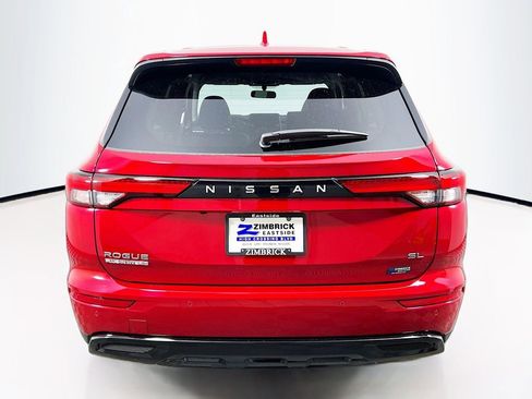 New 2026 Nissan Rogue SL AWD/4WD image 6