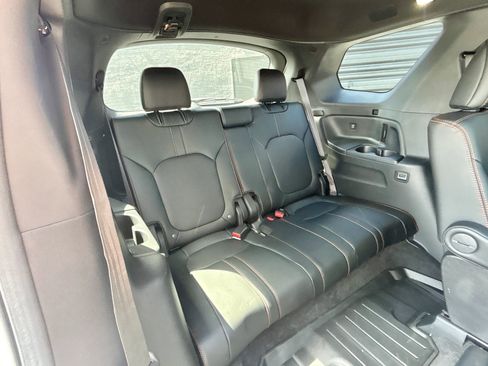 Used 2025 Honda Pilot TrailSport image 29