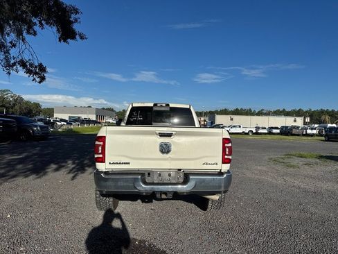Used 2022 RAM 2500 Laramie AWD/4WD image 4