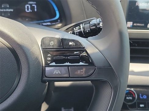 New 2025 Hyundai Elantra Sport image 5