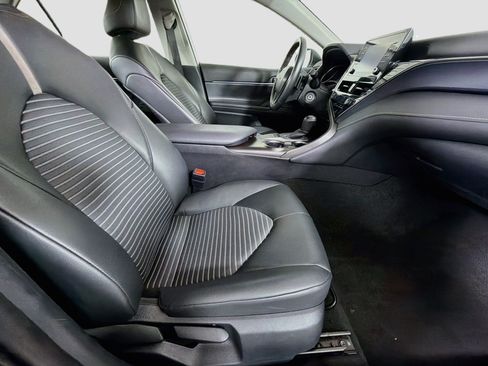Used 2024 Toyota Camry SE FWD image 28
