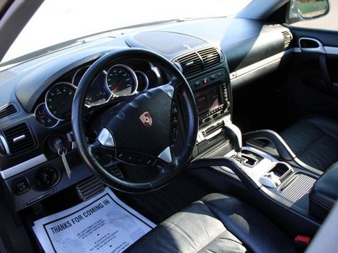 Used 2005 Porsche Cayenne S image 12