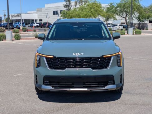 Certified 2025 Kia Sorento EX AWD/4WD image 8