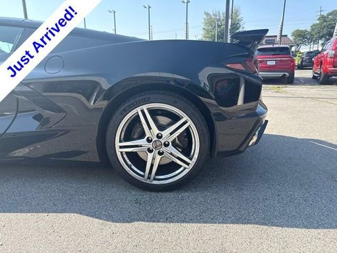 Used 2026 Chevrolet Corvette Stingray Coupe w/ Z51 Performance Package RWD image 9