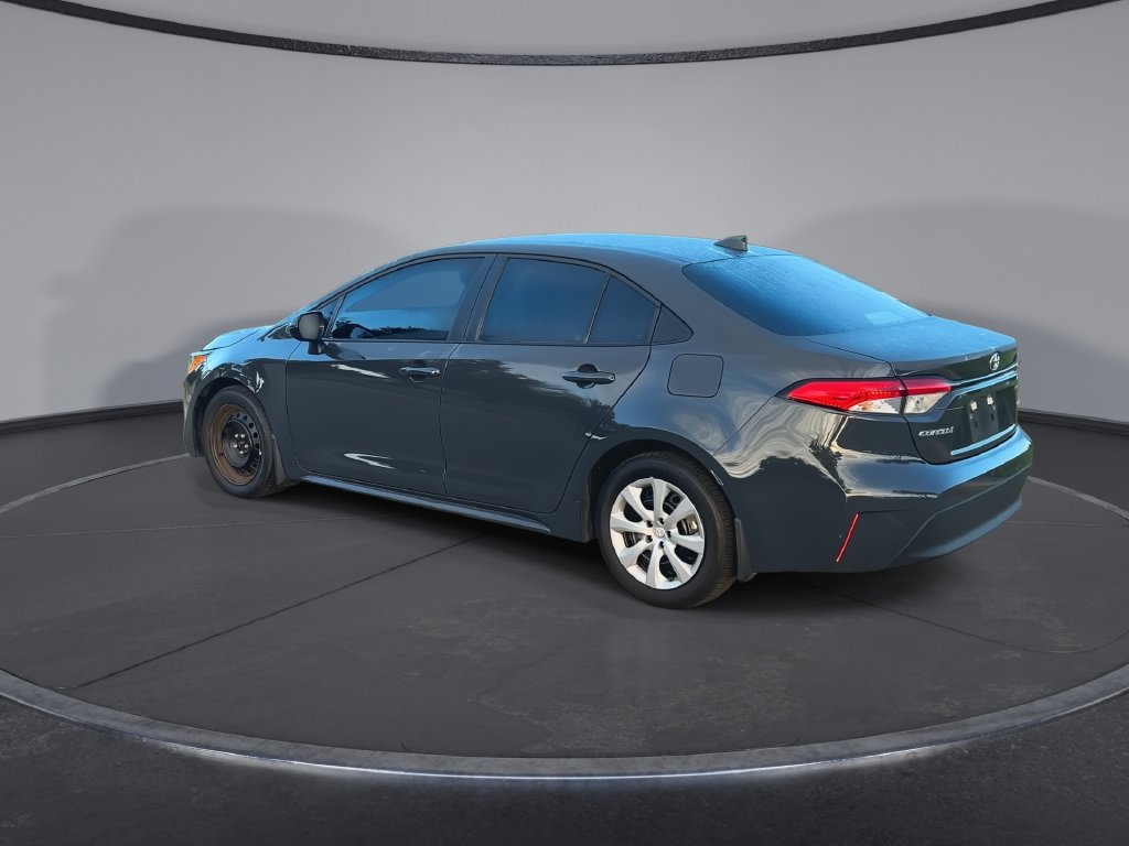 Used 2025 Toyota Corolla LE FWD image 6