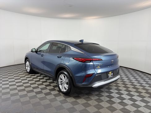 Certified 2025 Buick Envista Preferred FWD image 8