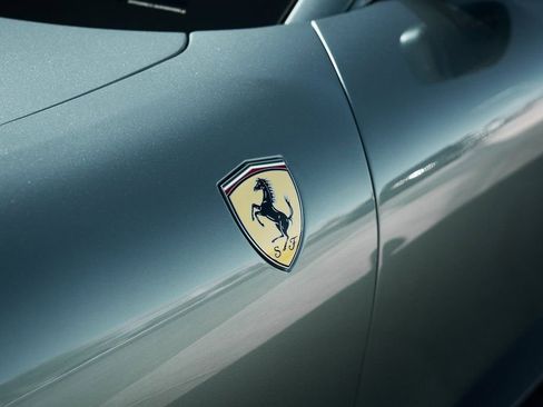Used 2022 Ferrari Roma image 8