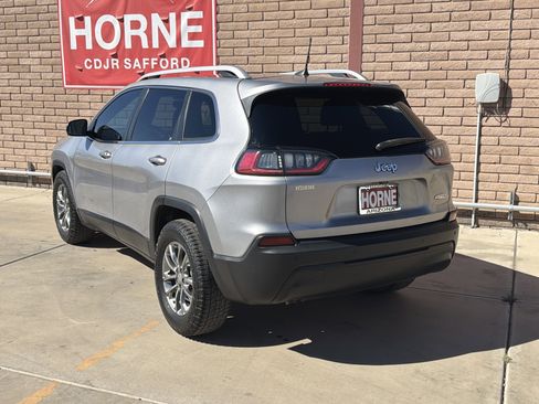 Used 2019 Jeep Cherokee Latitude Plus w/ Comfort/Convenience Group image 15
