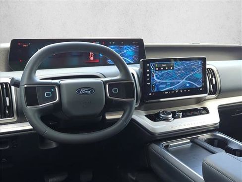 New 2026 Ford Expedition Max Active RWD image 19