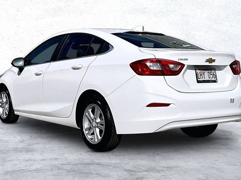 Used 2018 Chevrolet Cruze LT w/ LT Fleet Convenience Package FWD image 12
