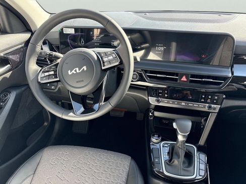 New 2026 Kia Seltos S image 13