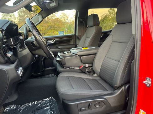 Used 2022 GMC Sierra 1500 SLE image 15