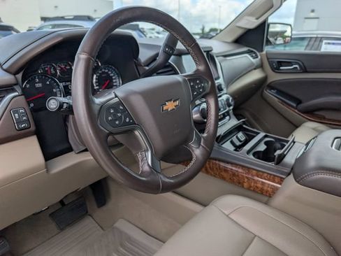 Used 2020 Chevrolet Tahoe Premier RWD image 9